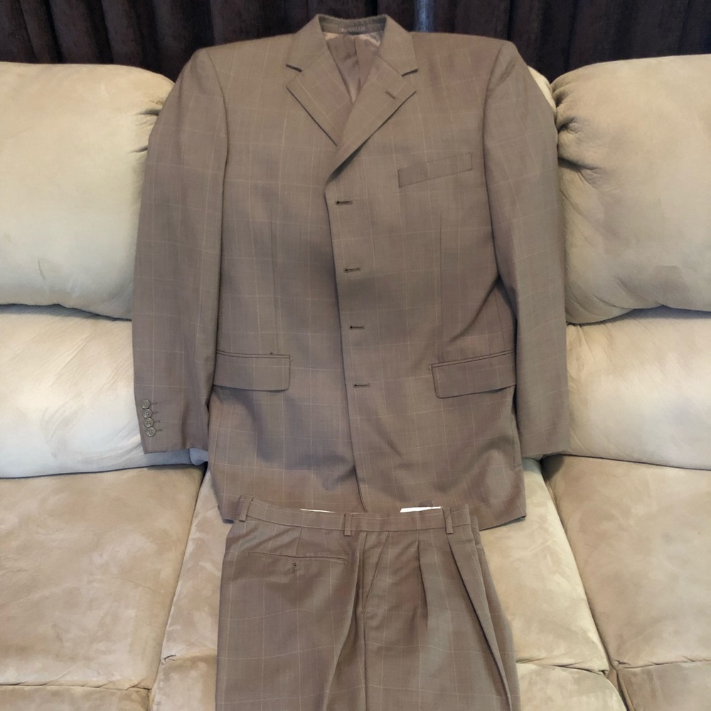 Zandello Suit